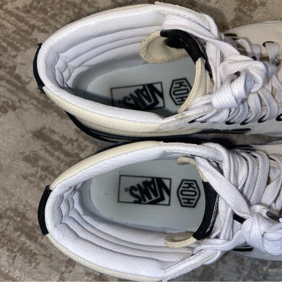 Vans Sk8-Hi Graphic Skate Shoes White Black Men 7 Women 8.5 - Picture 11 of 13